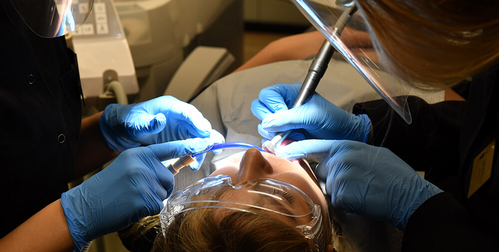 Aparat Ortodontyczny Demontaż Prime Dental